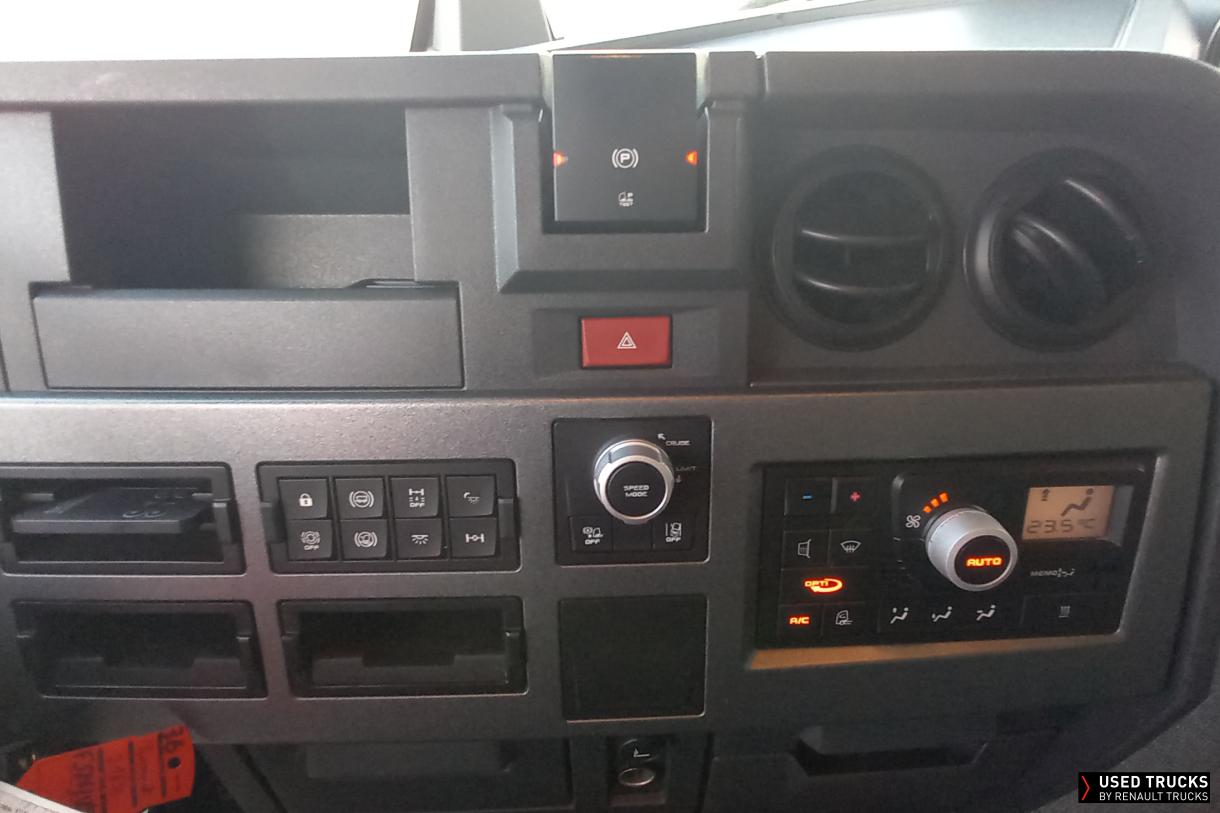 Renault Trucks T
                                            480