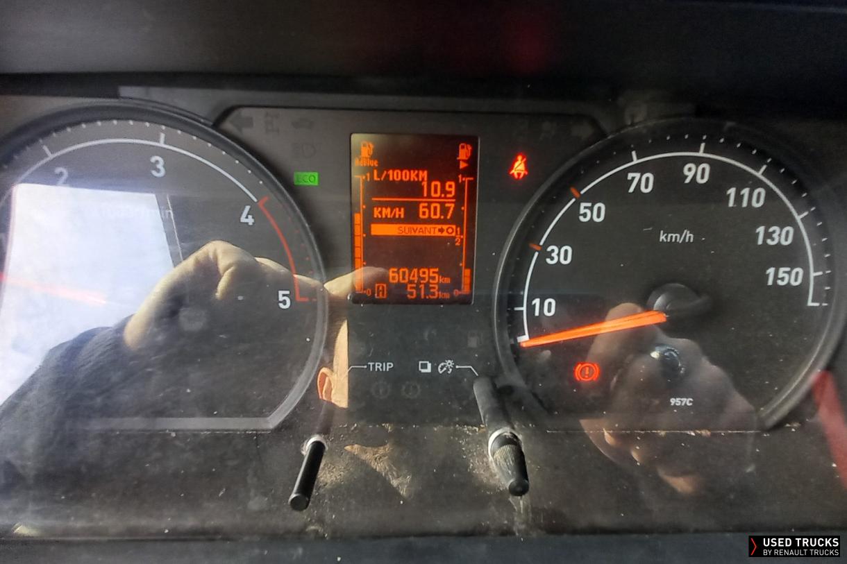 Renault Trucks Maxity
                                            130