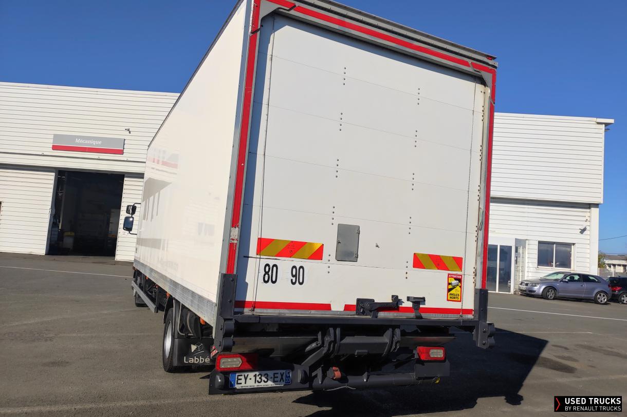 Renault Trucks D 240