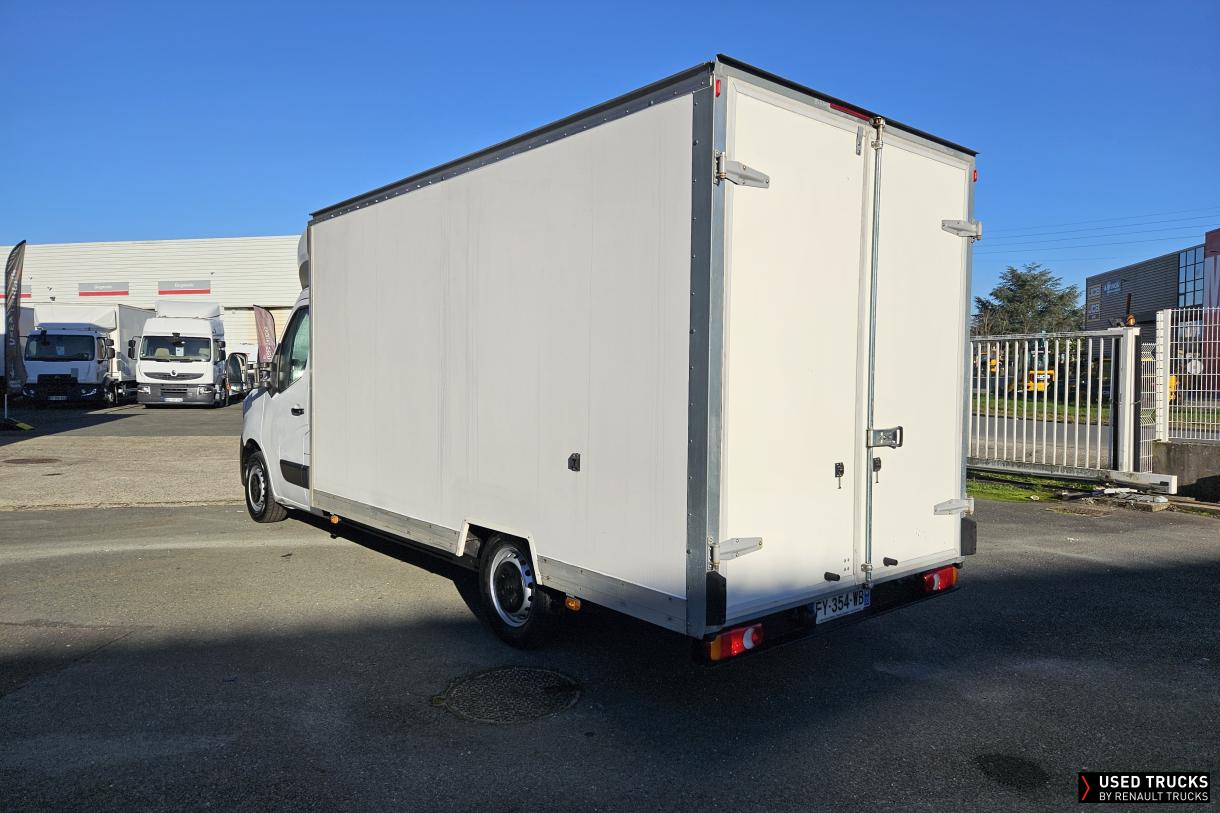 Renault Master 145