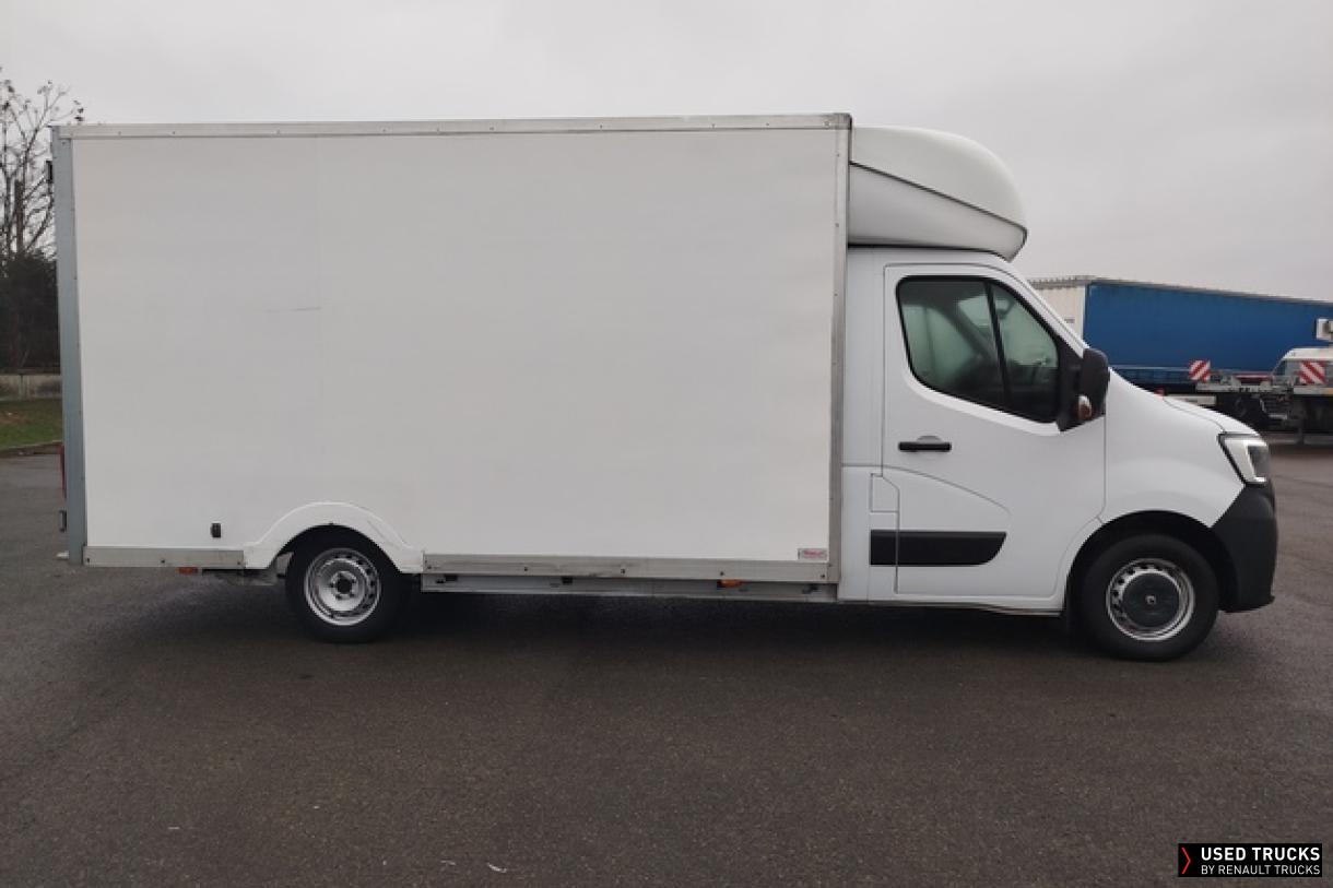 Renault Master 145