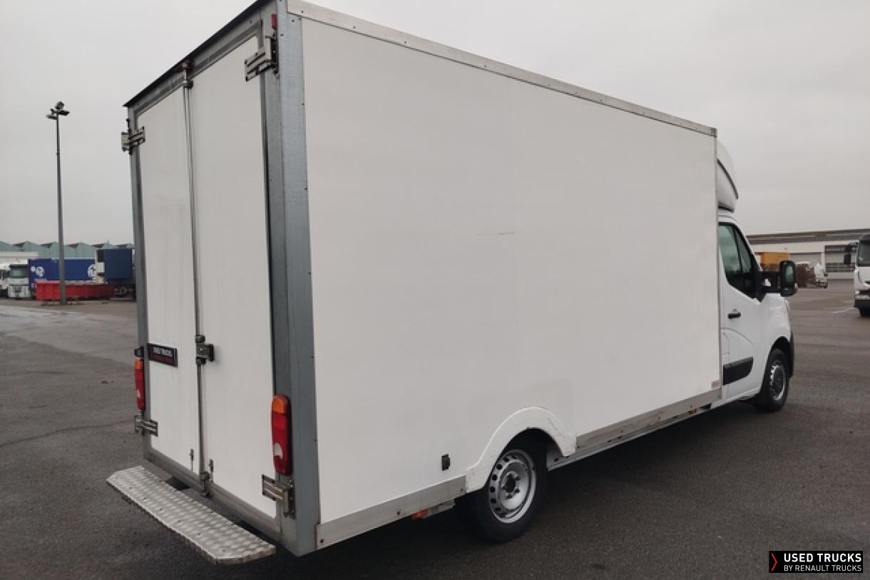 Renault Master 145