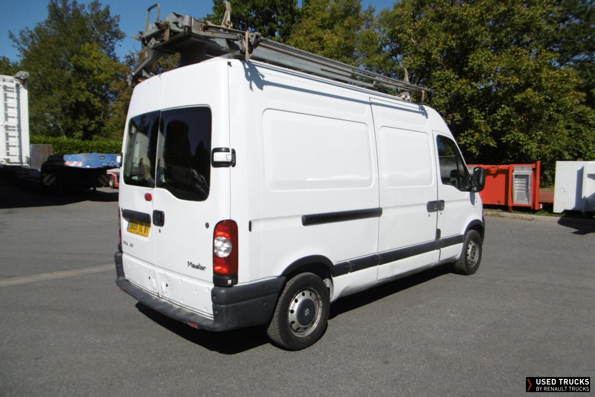 Renault Trucks Master 120