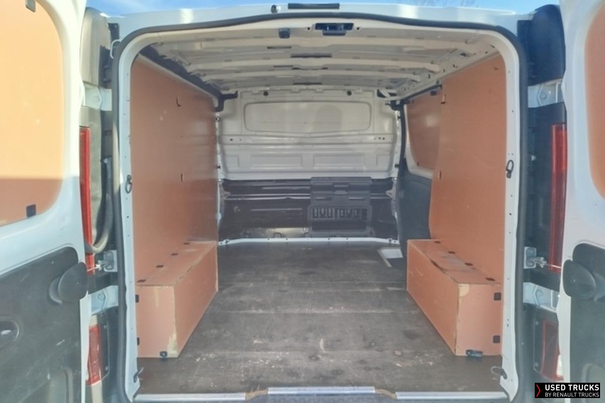 Renault Trafic 145