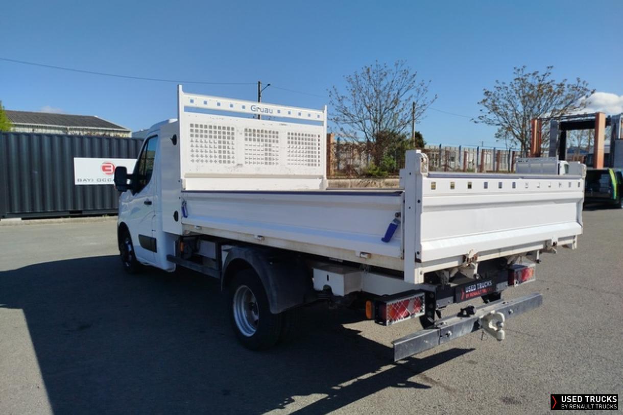 Renault Master 130