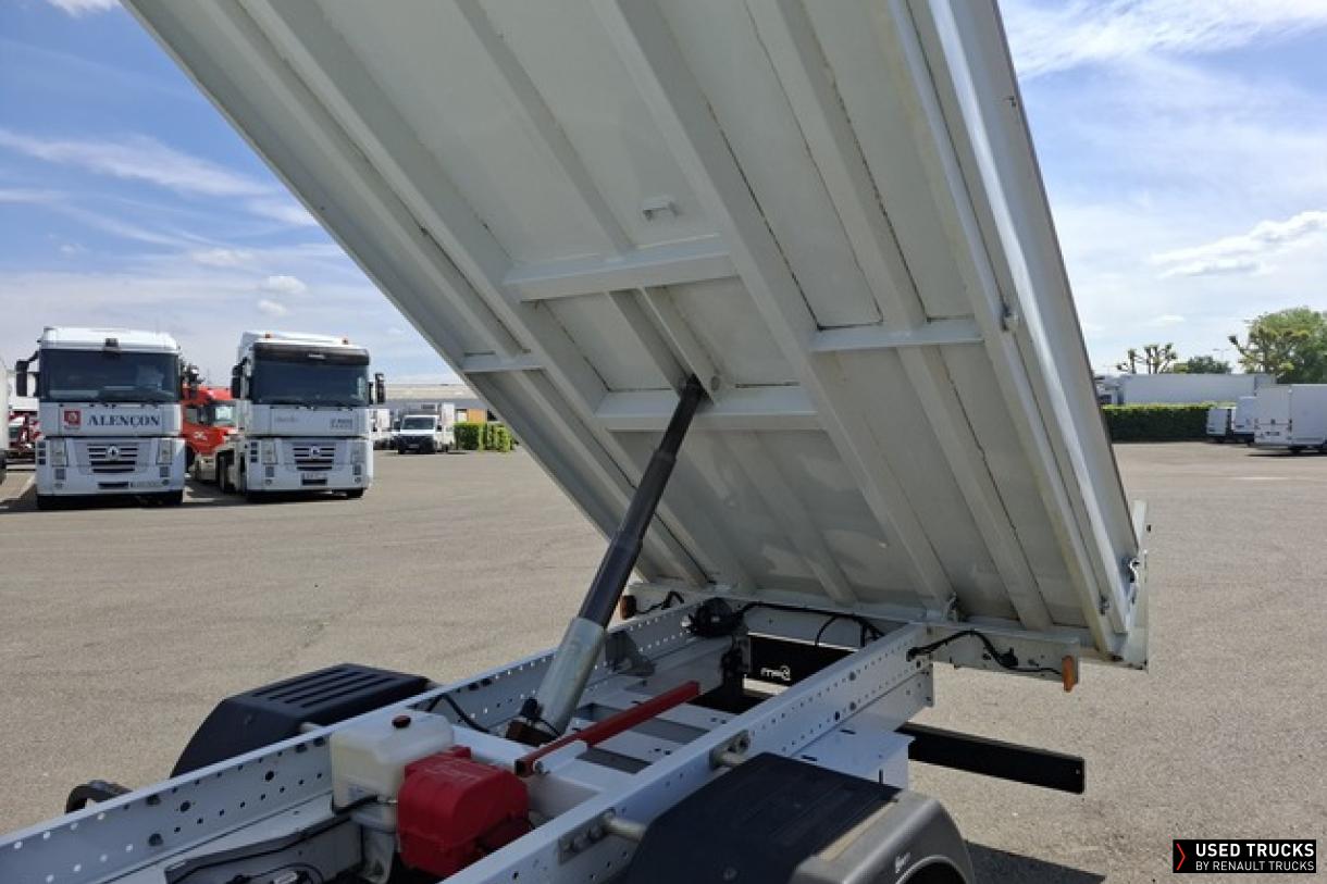 Renault Master 130