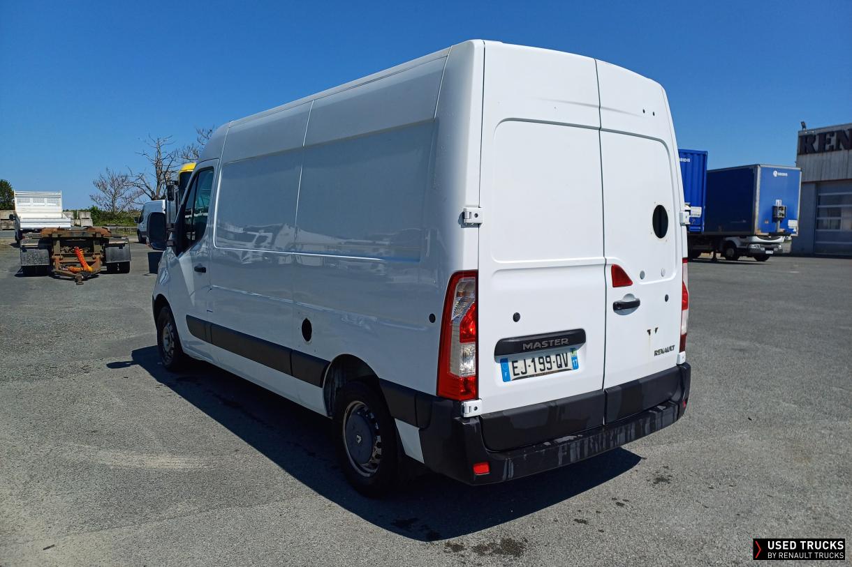 Renault Trucks Master 130