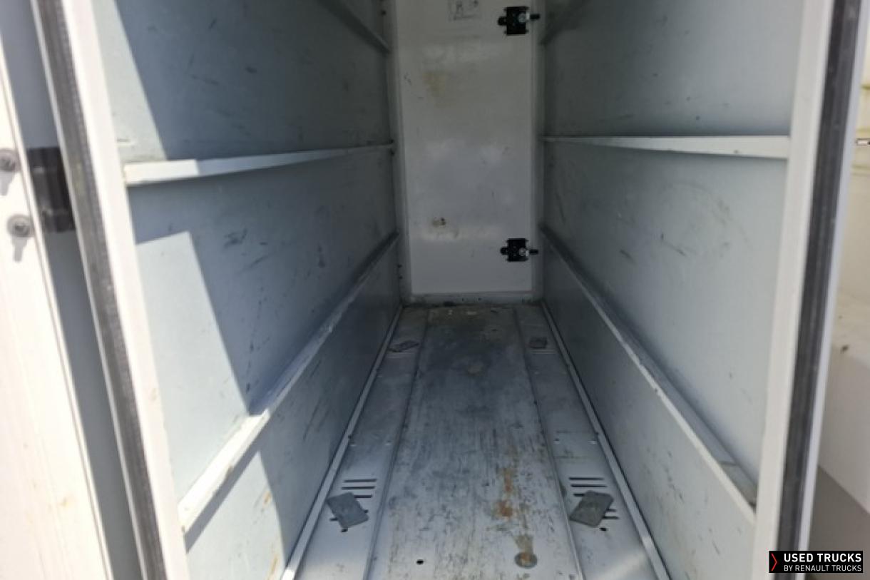 Renault Master 130