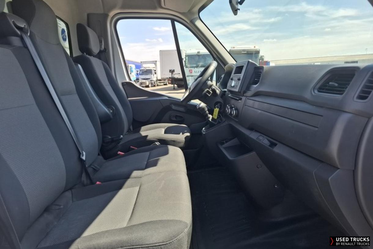 Renault Master 130