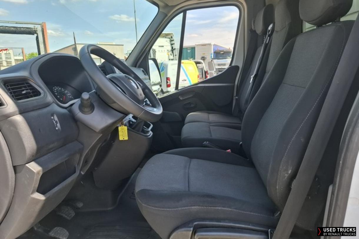 Renault Master 130