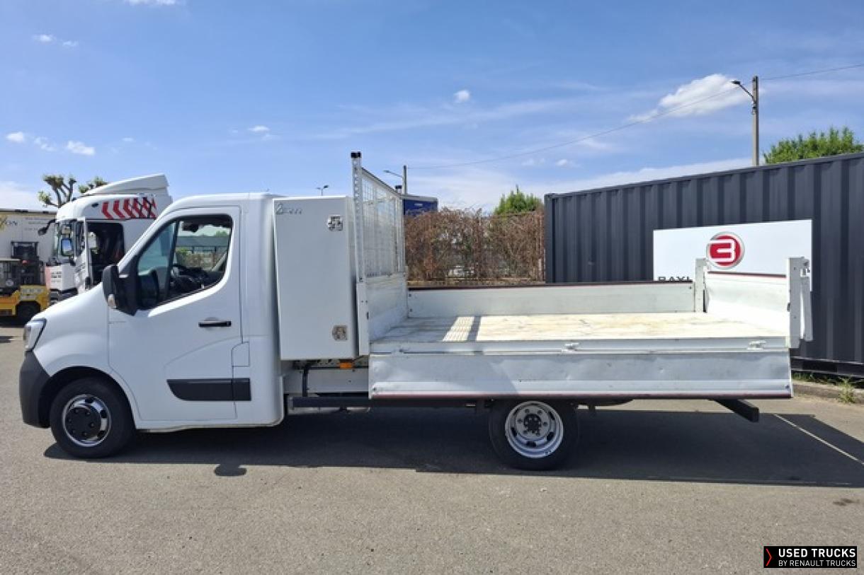 Renault Master 130