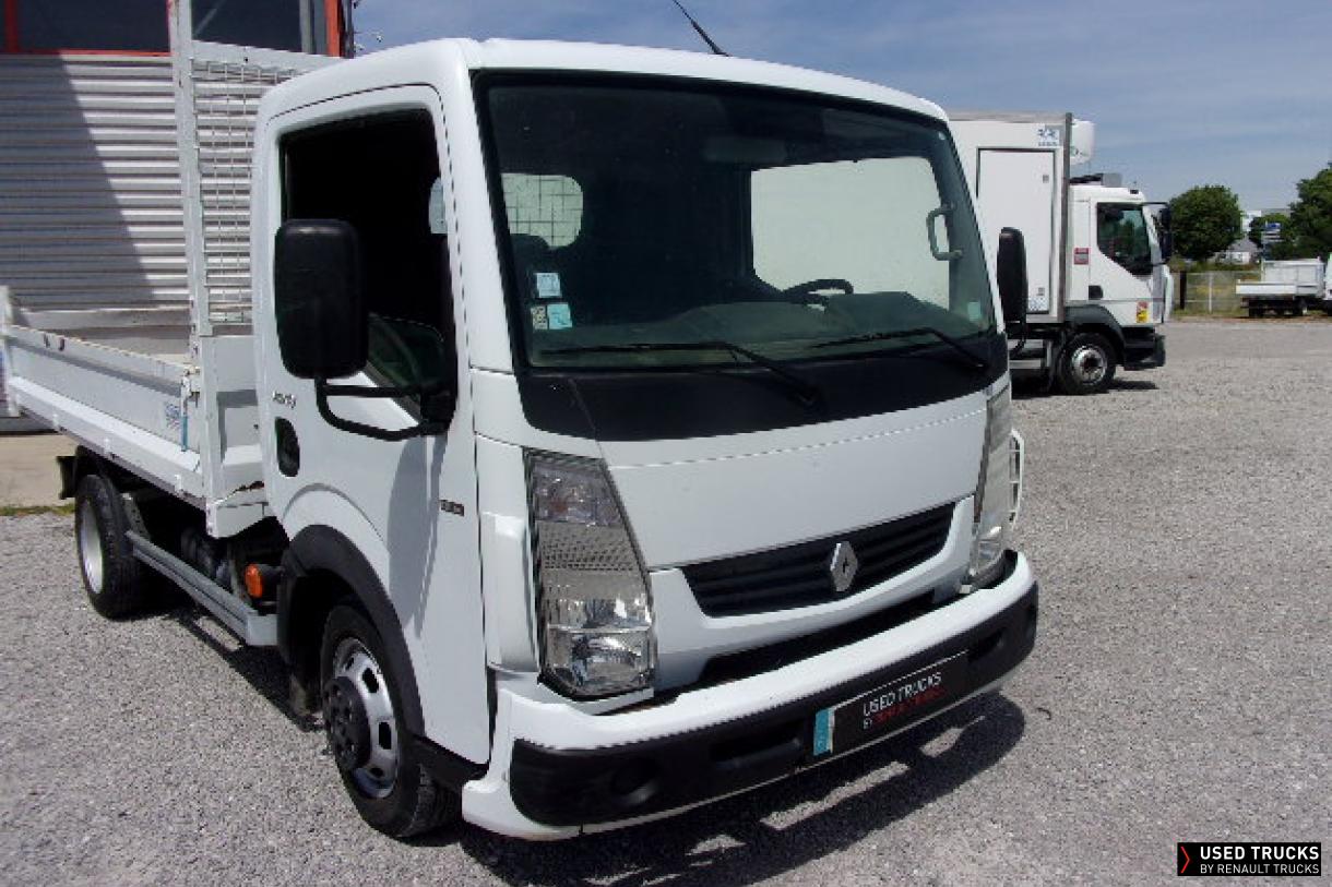 Renault Trucks Maxity 130