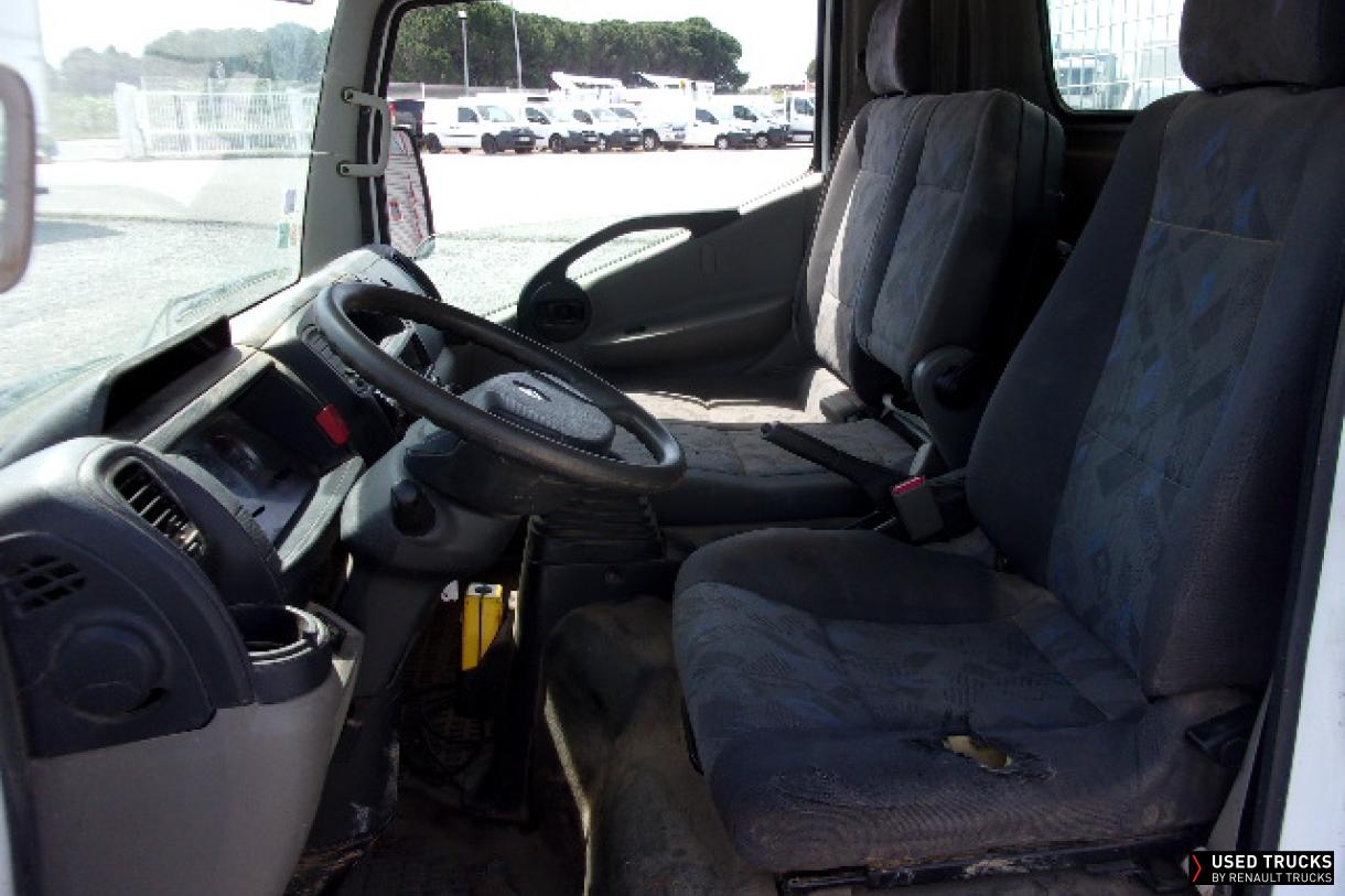 Renault Trucks Maxity 130