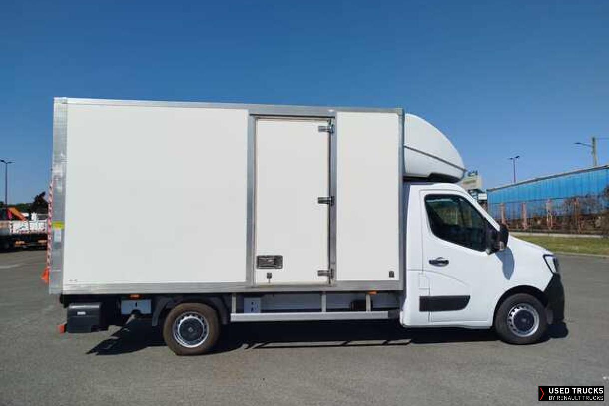 Renault Master 145