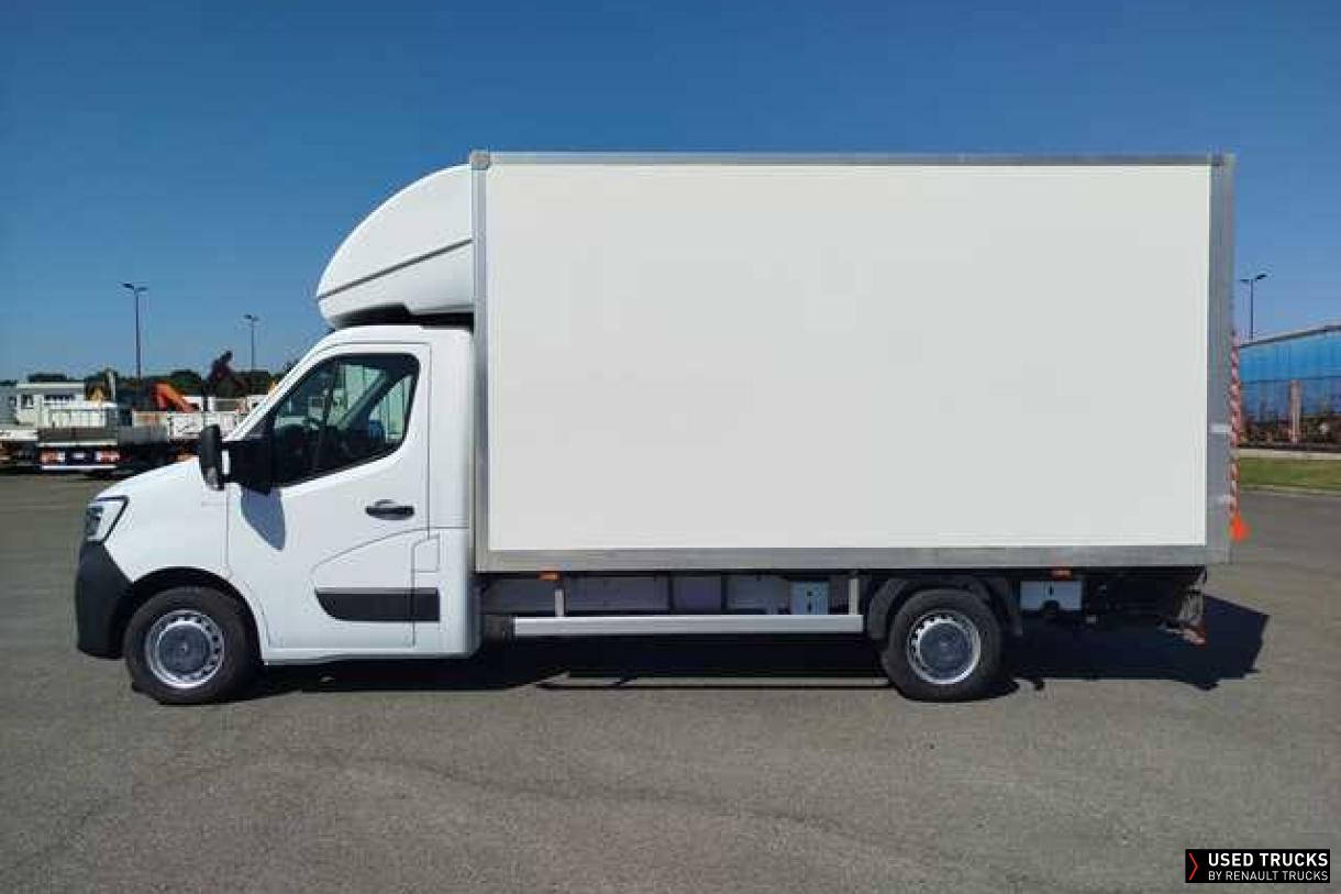 Renault Master 145