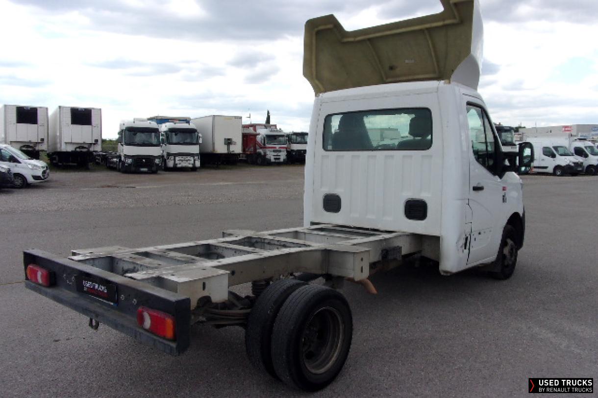 Renault Trucks Master 165
