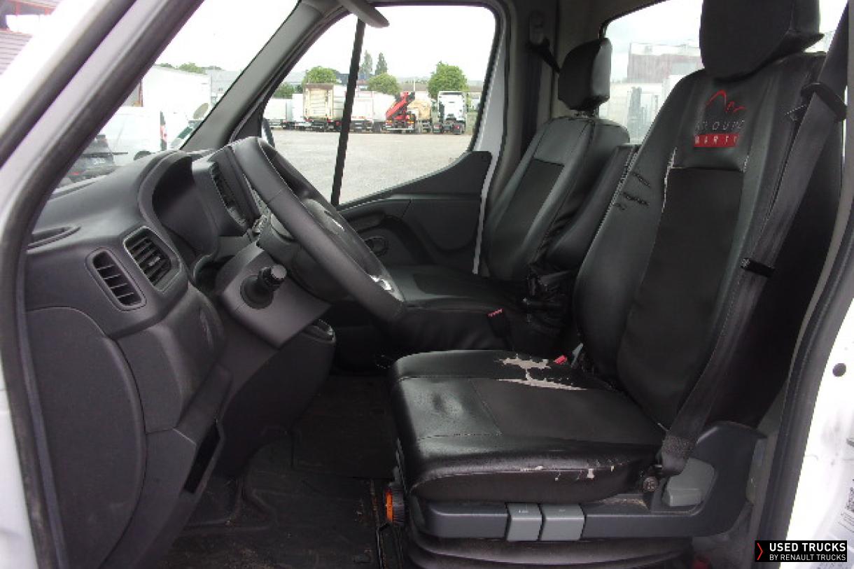 Renault Trucks Master 165