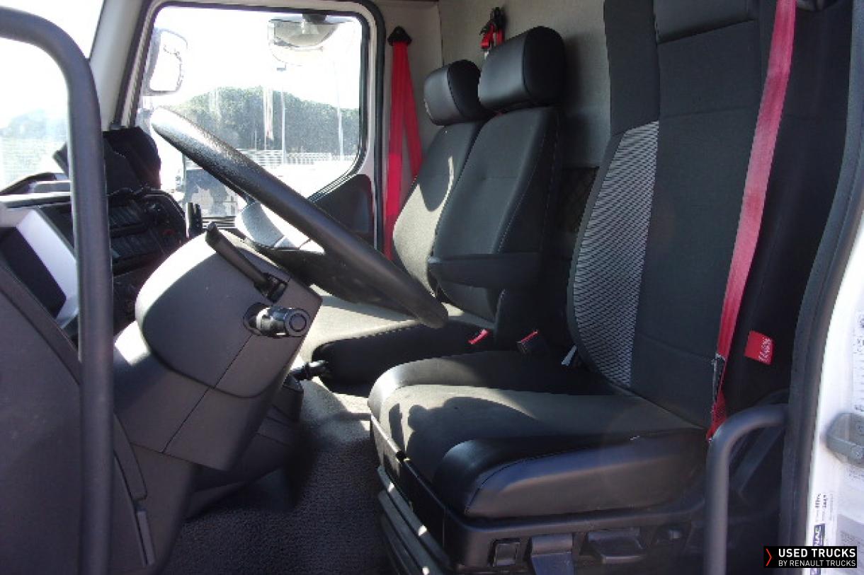 Renault Trucks D 240