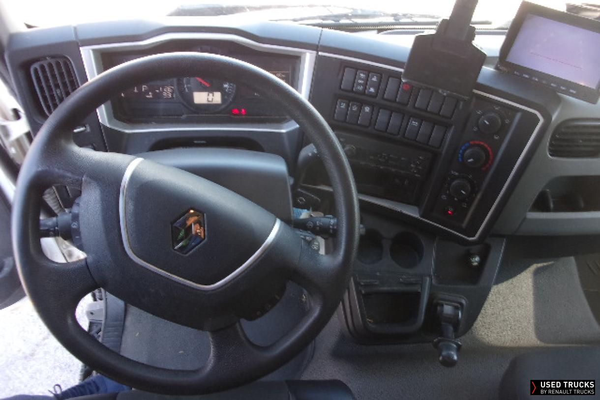 Renault Trucks D 240