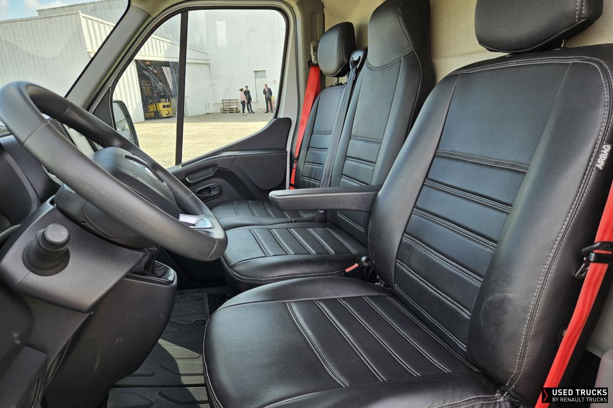 Renault Trucks Master 150