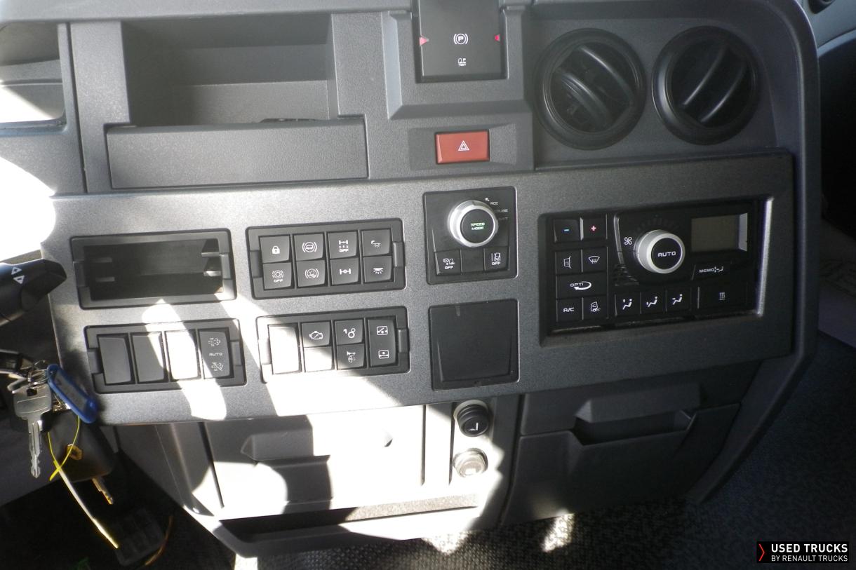 Renault Trucks T 480