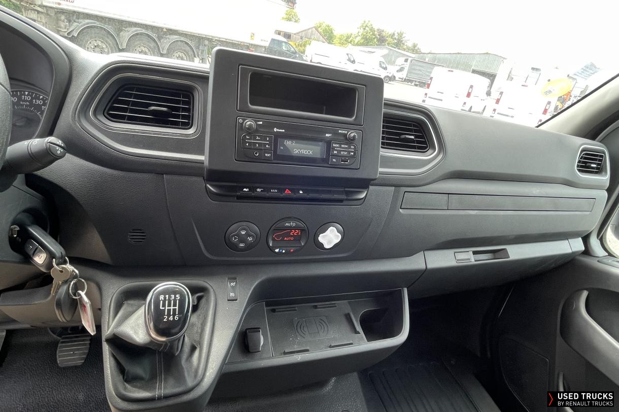 Renault Trucks Master 145