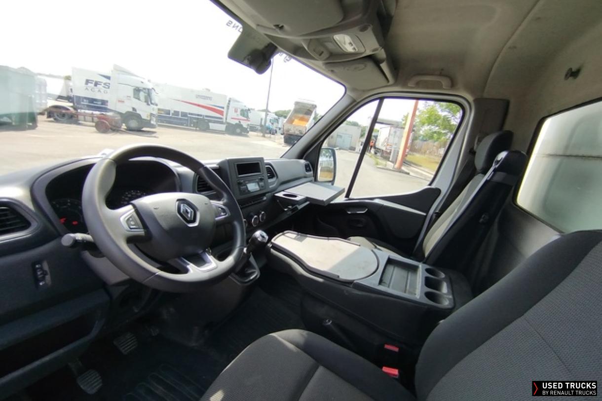 Renault Master 130