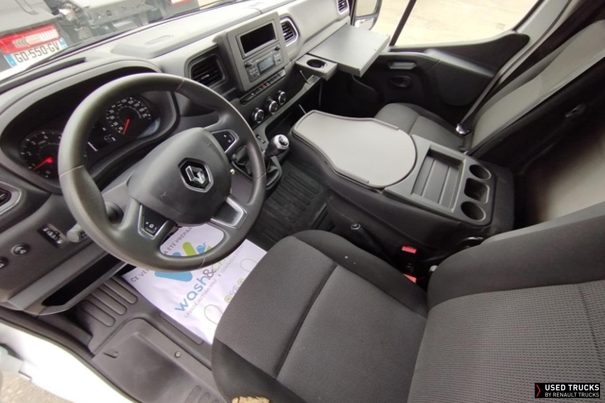 Renault Master 130