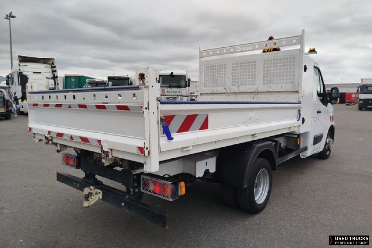 Renault Master 130