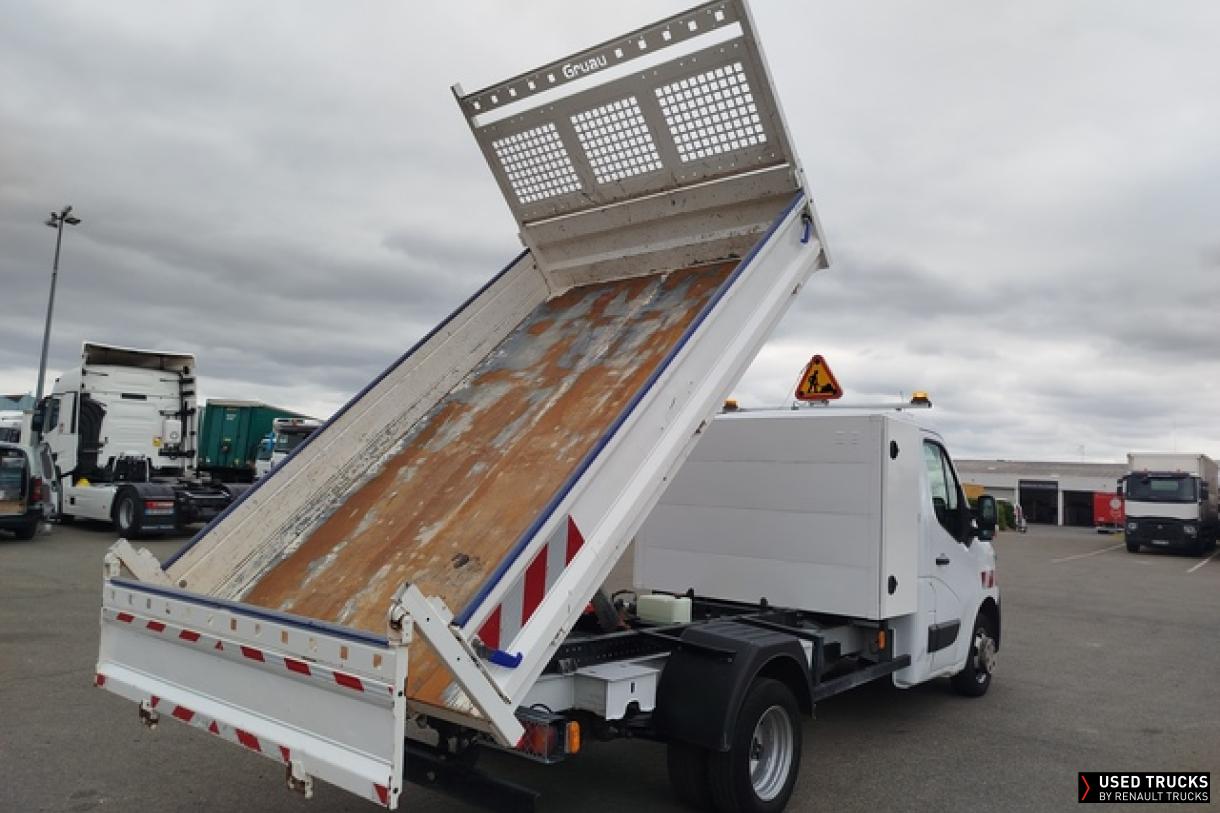 Renault Master 130