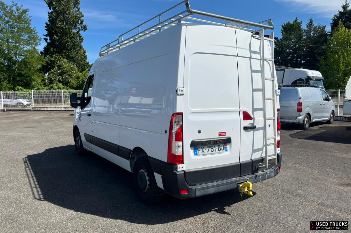 Renault Trucks Master 135