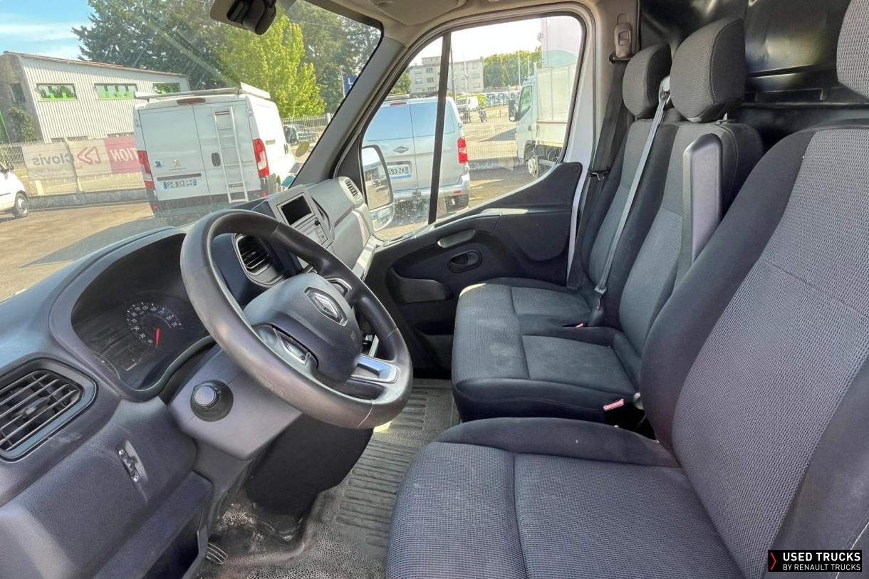 Renault Trucks Master 135
