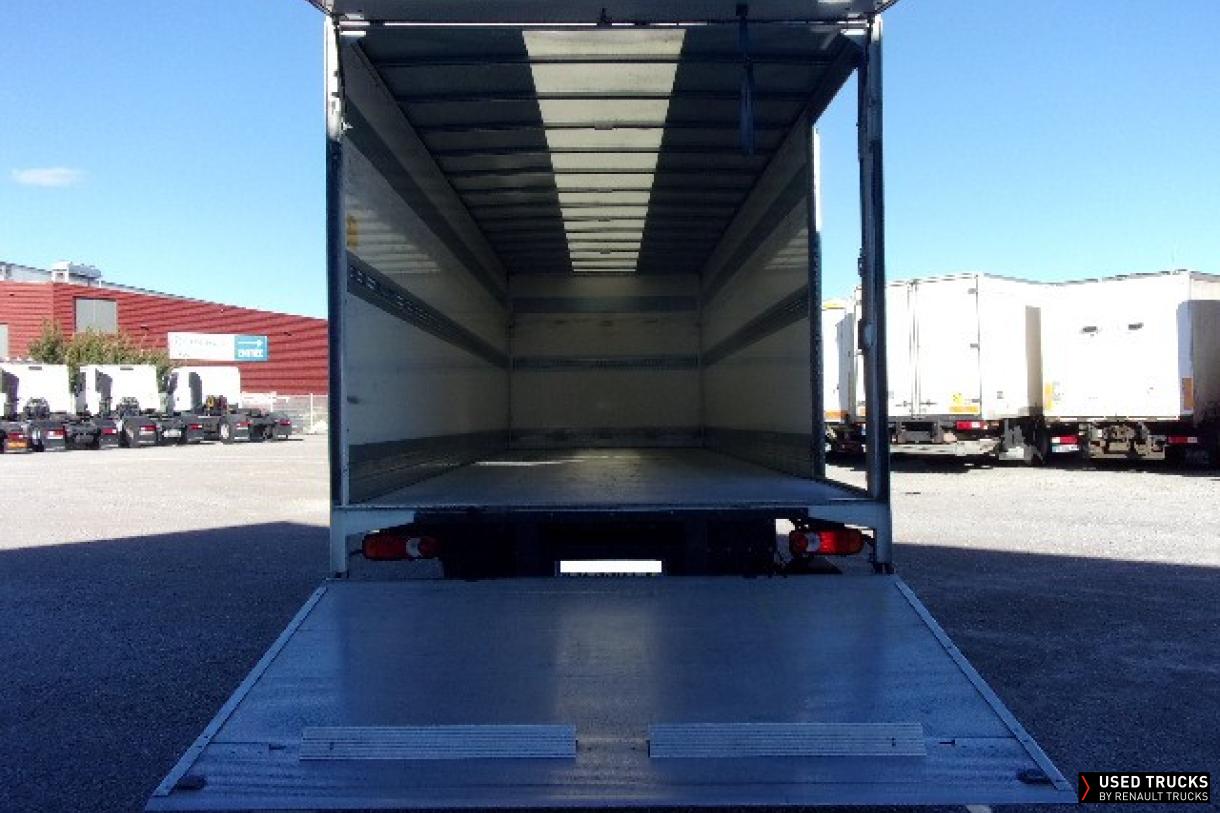 Renault Trucks D 240