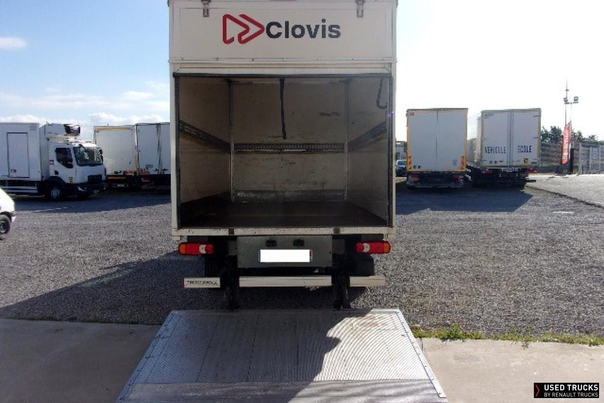 Renault Trucks Master 