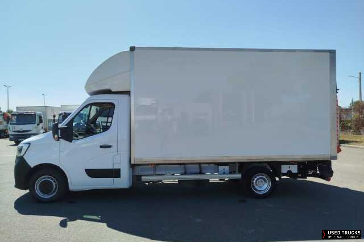 Renault Master 145