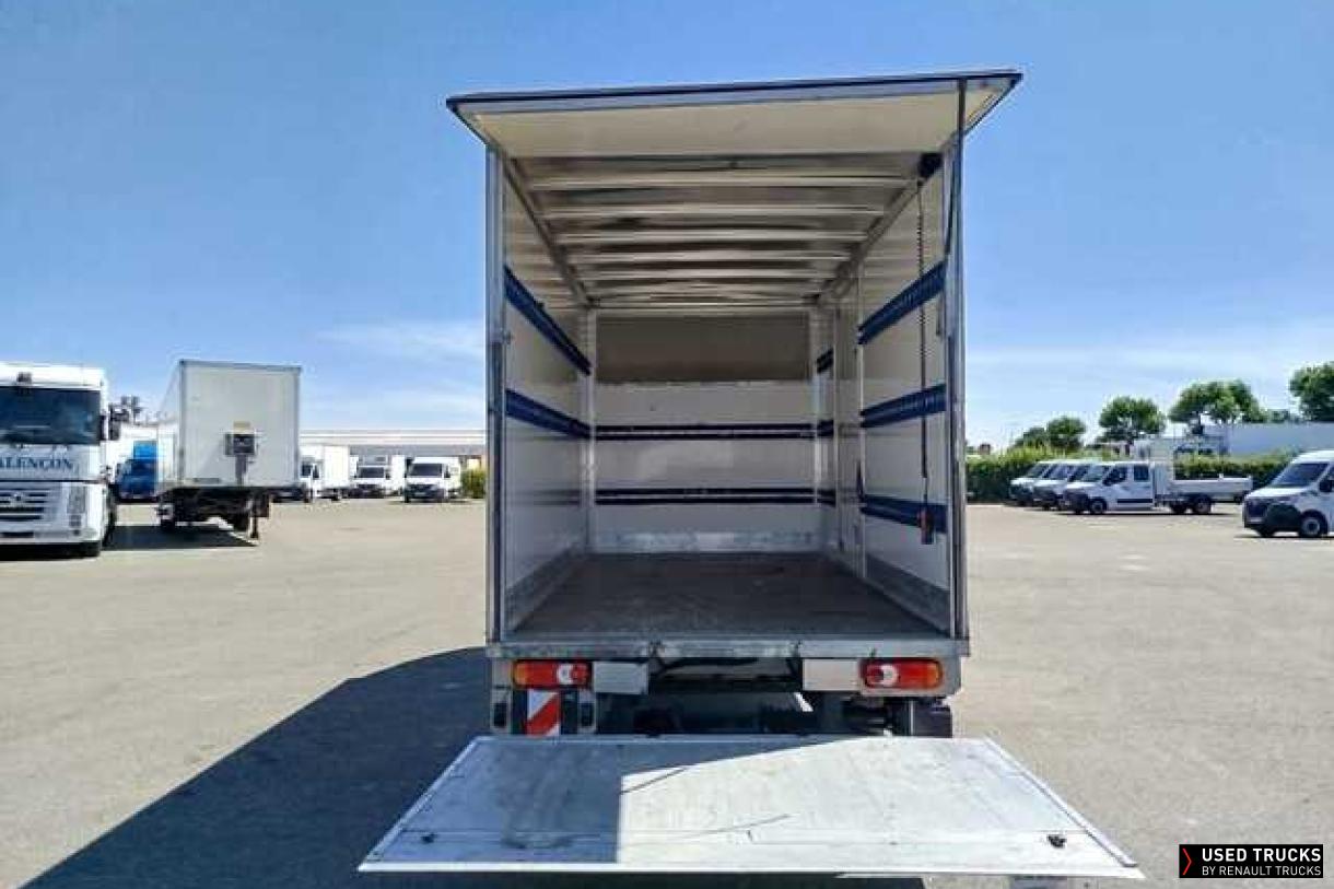 Renault Master 145