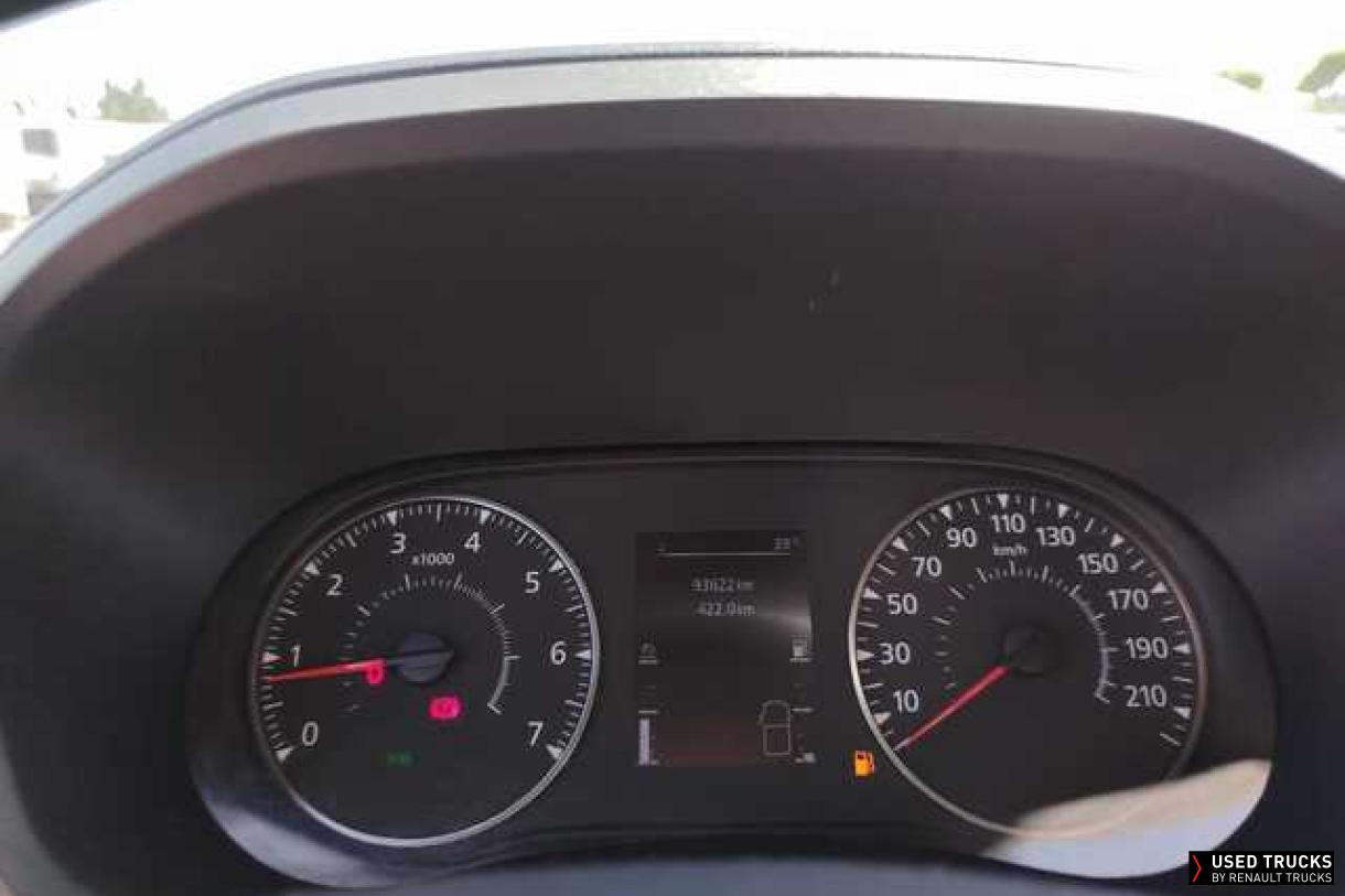 Renault Master 145