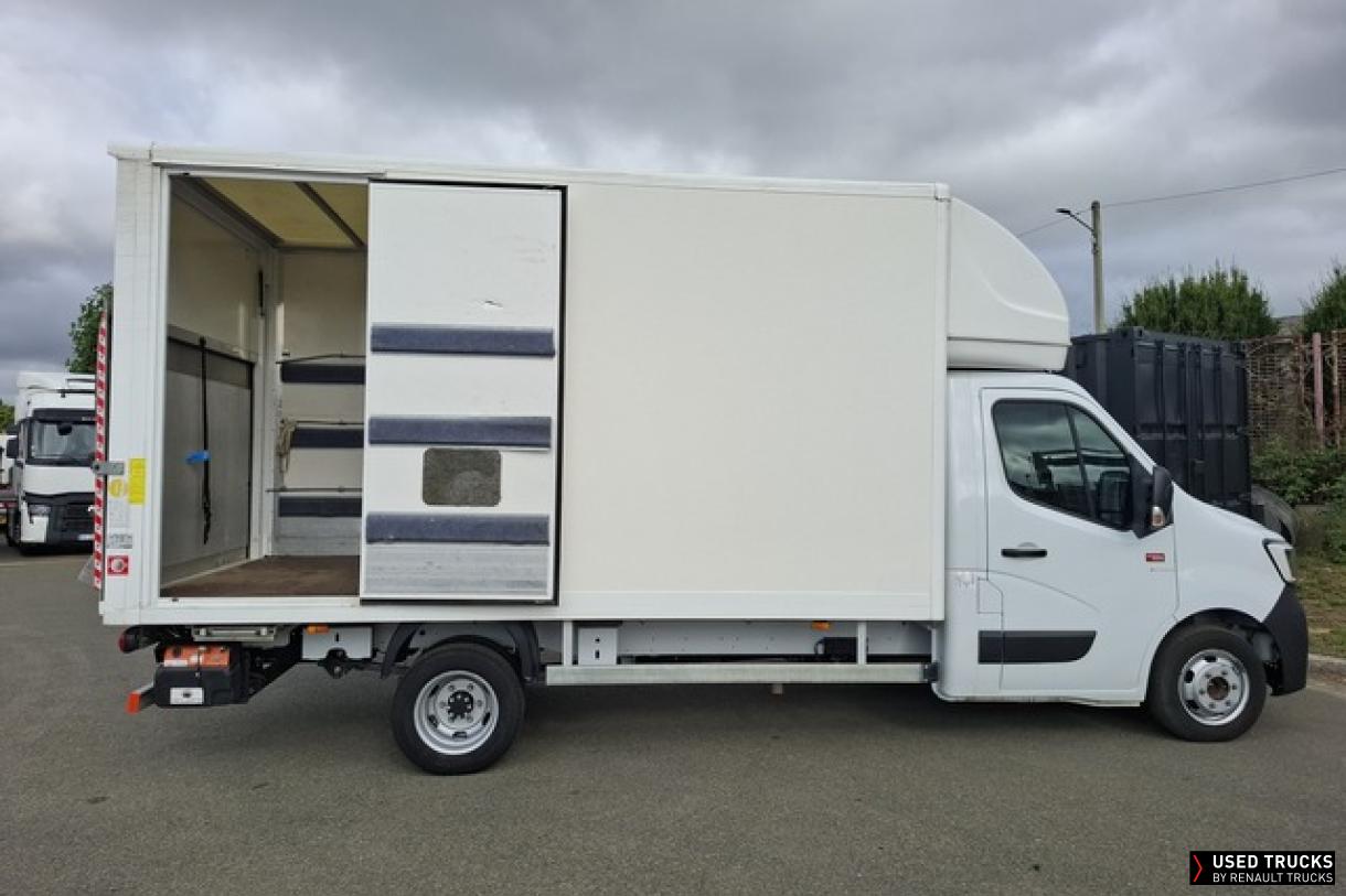Renault Trucks Master 