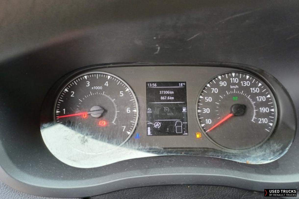 Renault Trucks Master 145