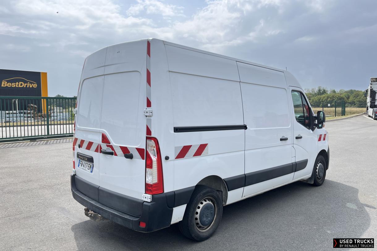 Renault Trucks Master 135