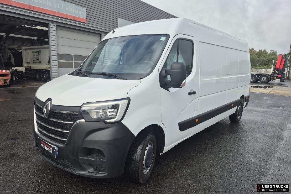 Renault Master 136