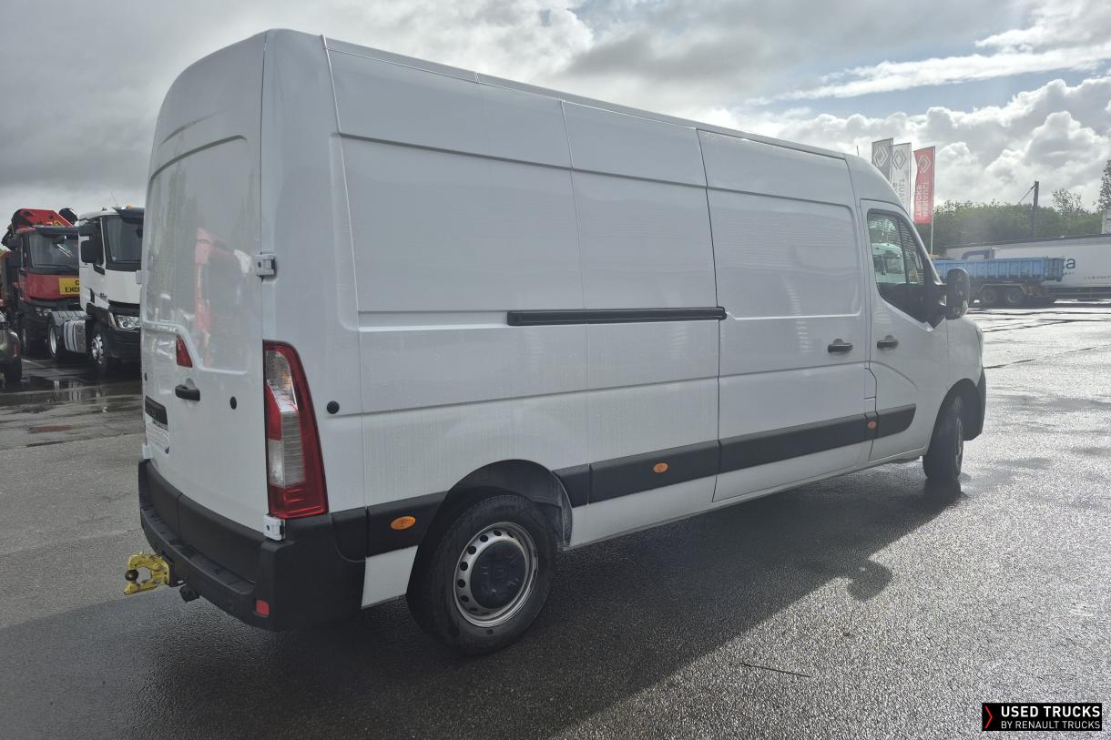Renault Master 136
