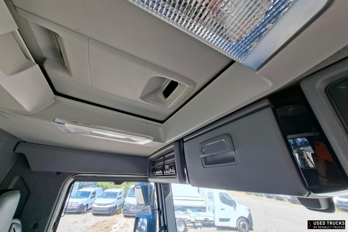 Renault Trucks Master 130