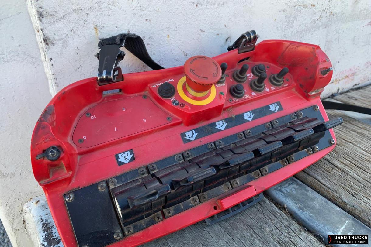 Renault Trucks Premium 180