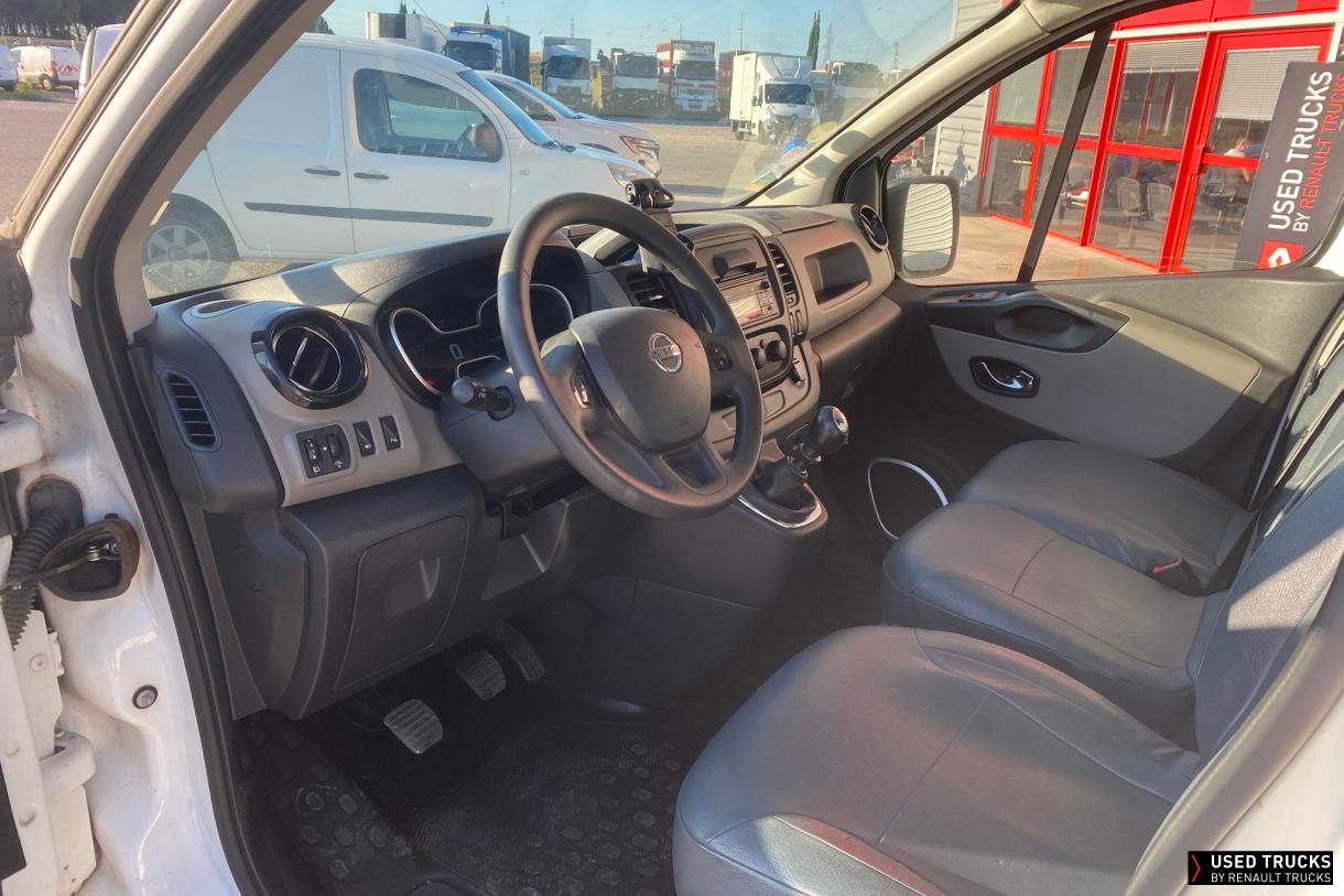 Nissan NV300 120