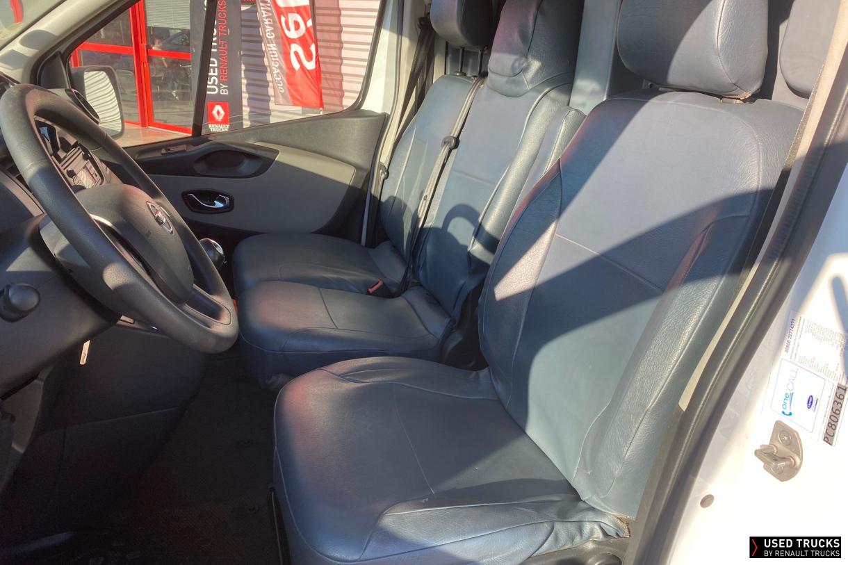 Nissan NV300 120