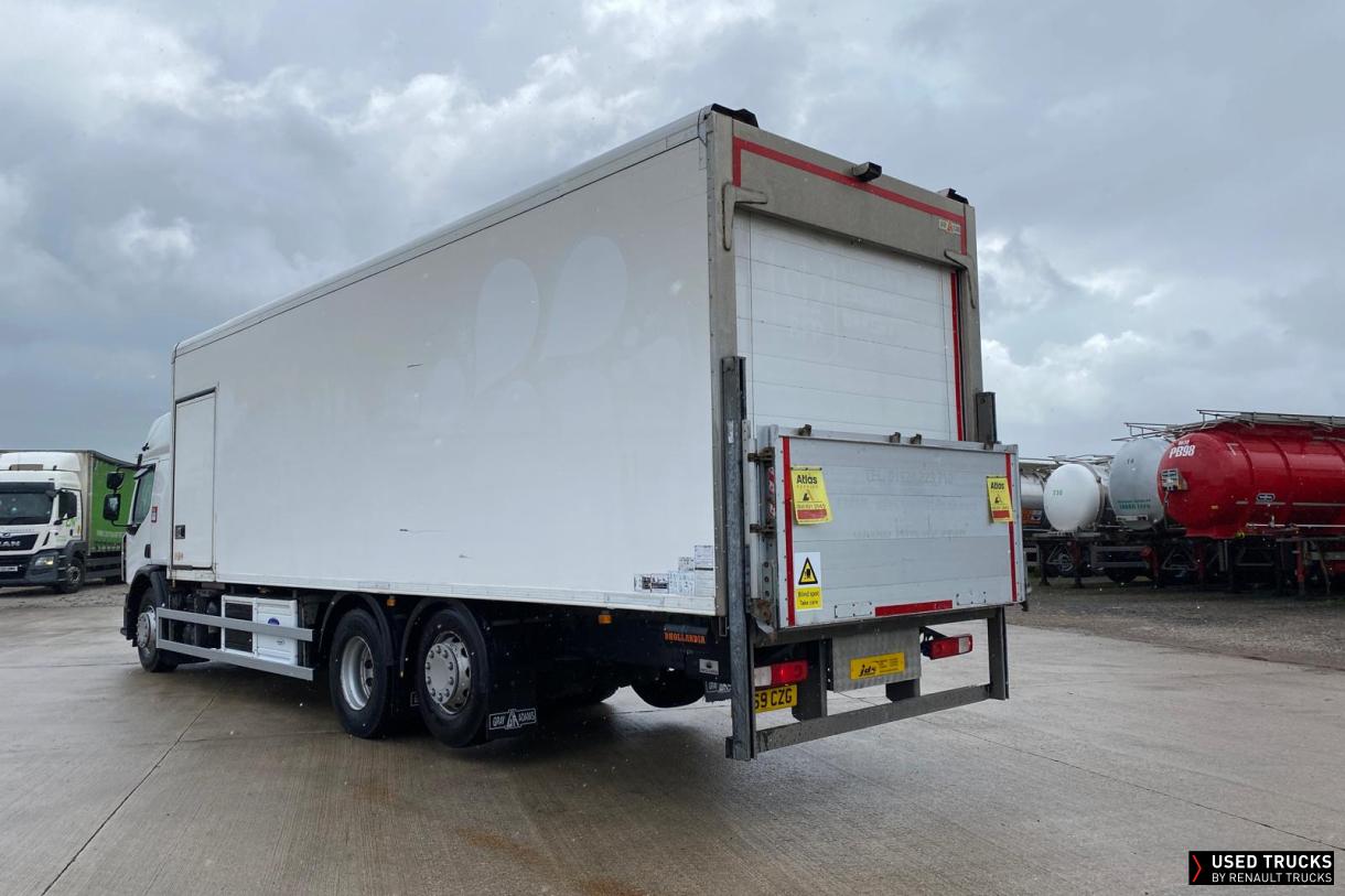 Renault Trucks D Wide 320