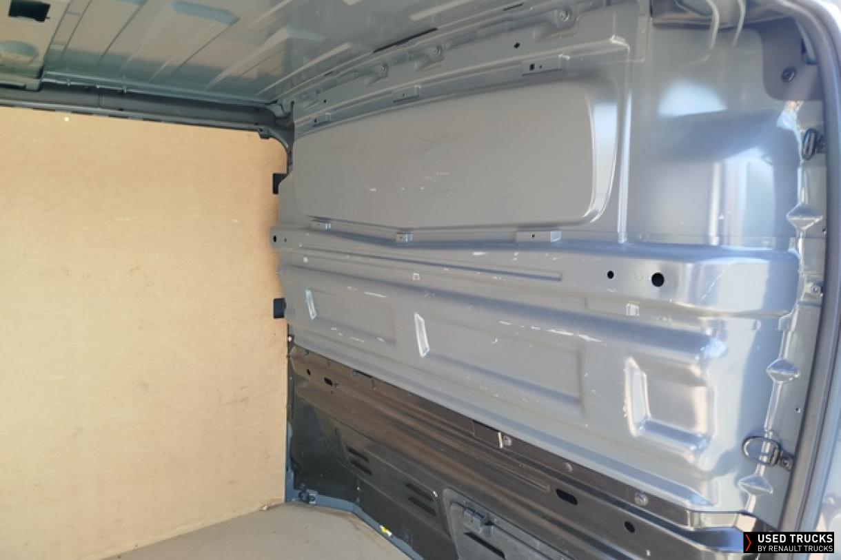 Renault Trafic 130