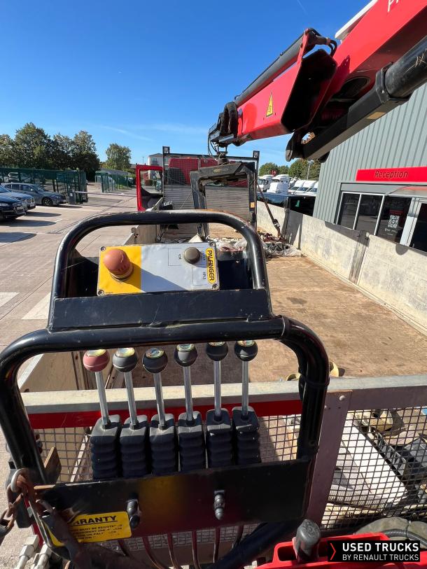 Renault Trucks D Wide 320