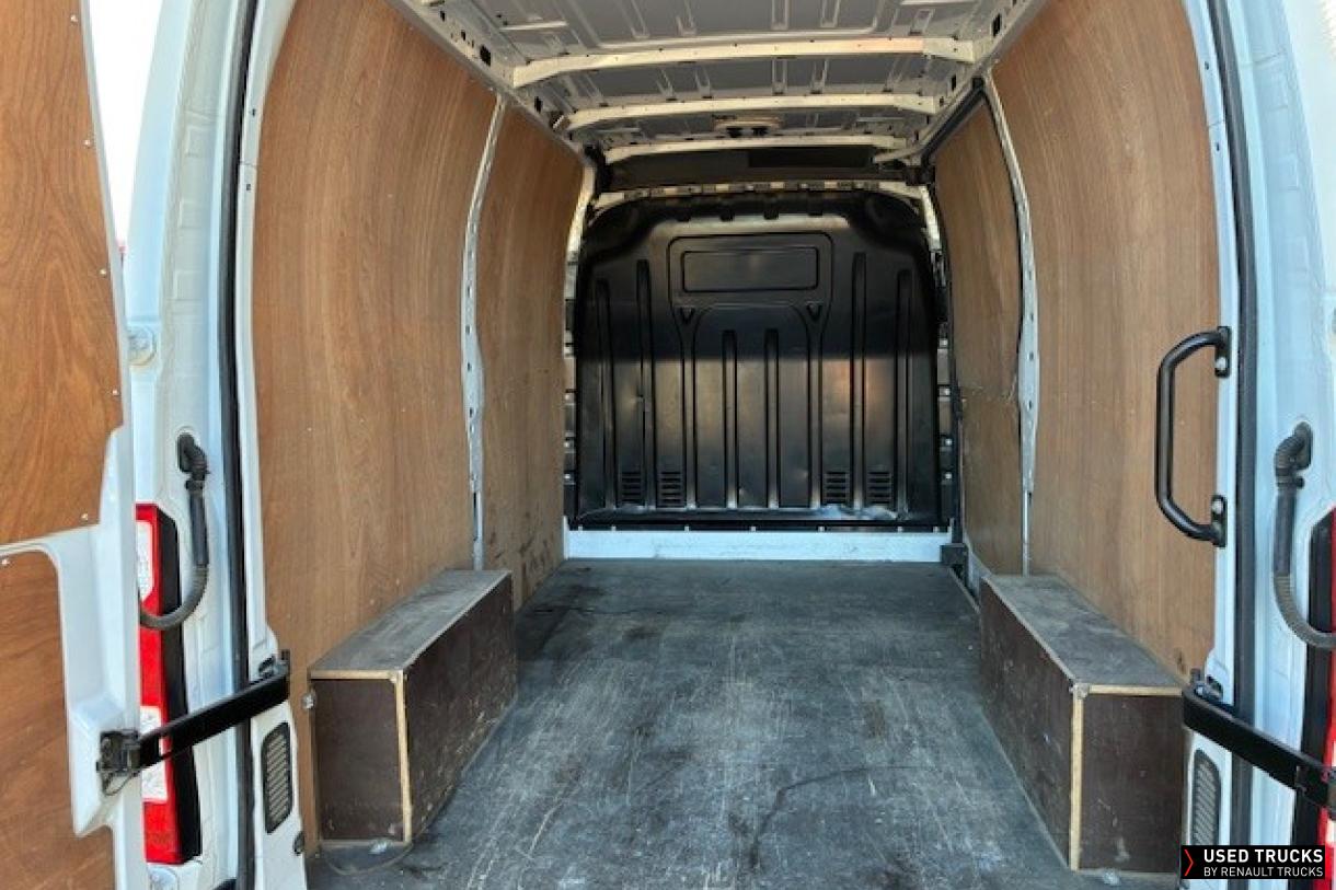 Renault Trucks Master 